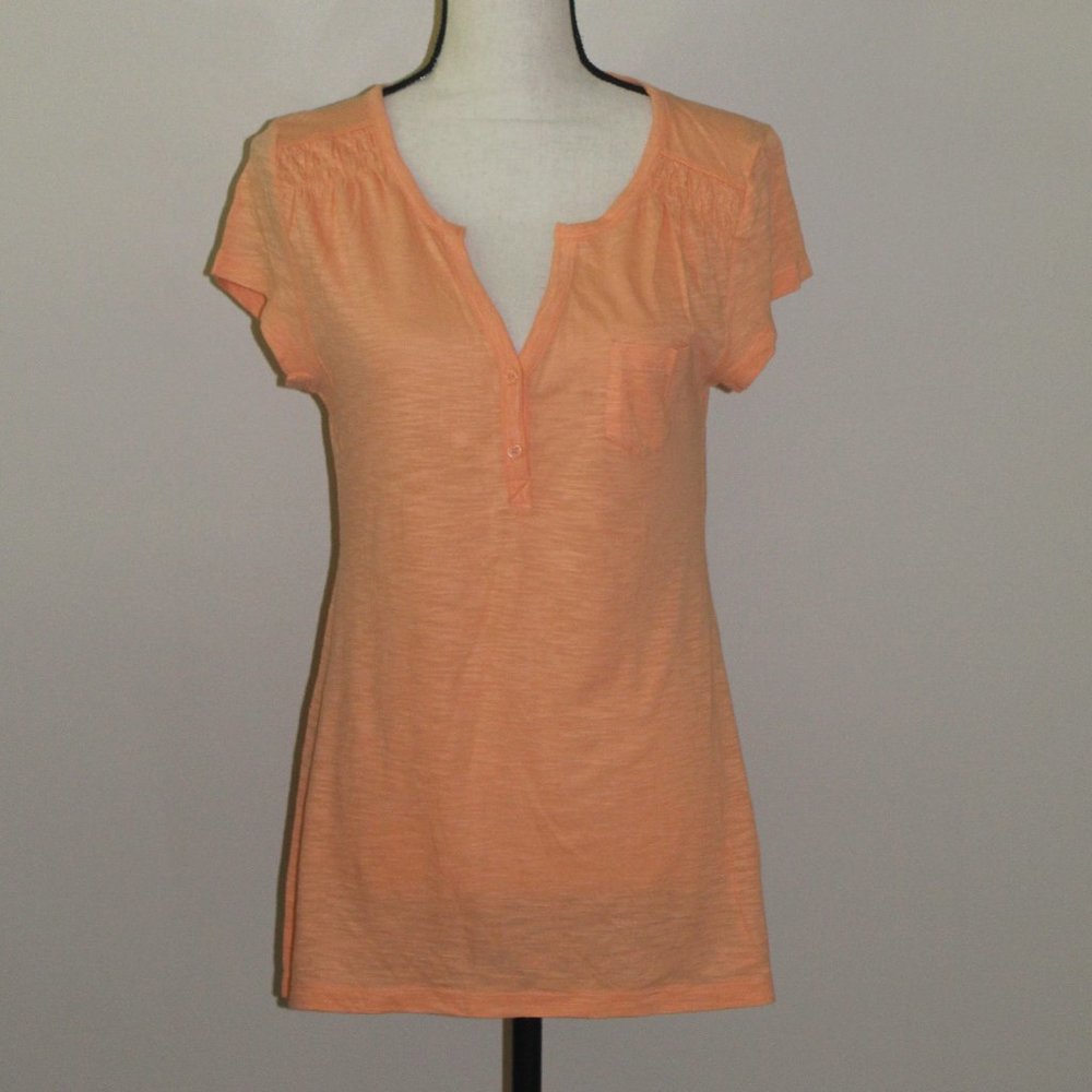 Gap Factory Women's Shirt Size Medium